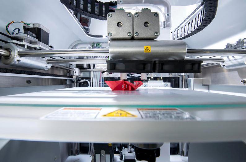 公司引進先進生產設備，印刷硬件引領印刷行業